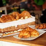 Boutique Mediodia Hotel 3*