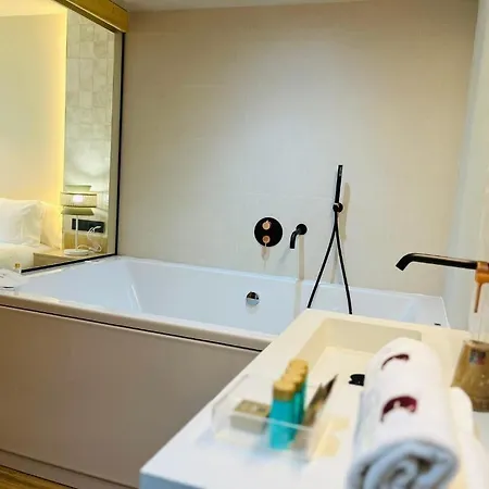 酒店 Boutique Mediodia 3*